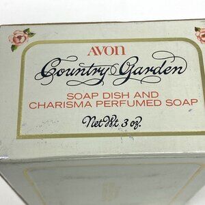 Avon Vintage Country Garden Soap Dish Charisma Scented Soap Milk Glass Decor NWT